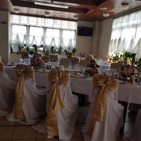 Motel Din Darste Sacele Bagian luar foto